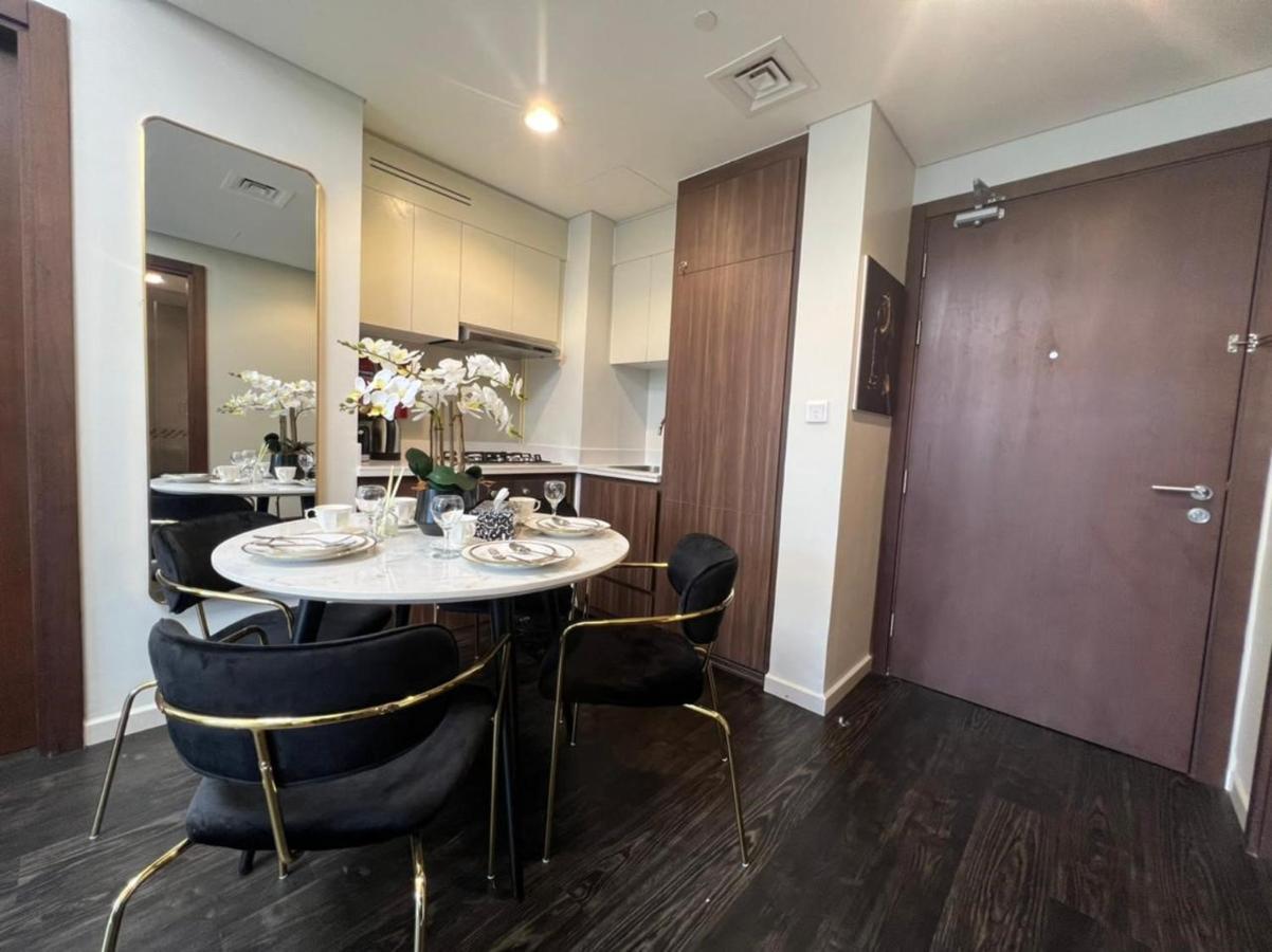 Luxury 2 Bedroom With Burj Khalifa View Dubaj Kültér fotó