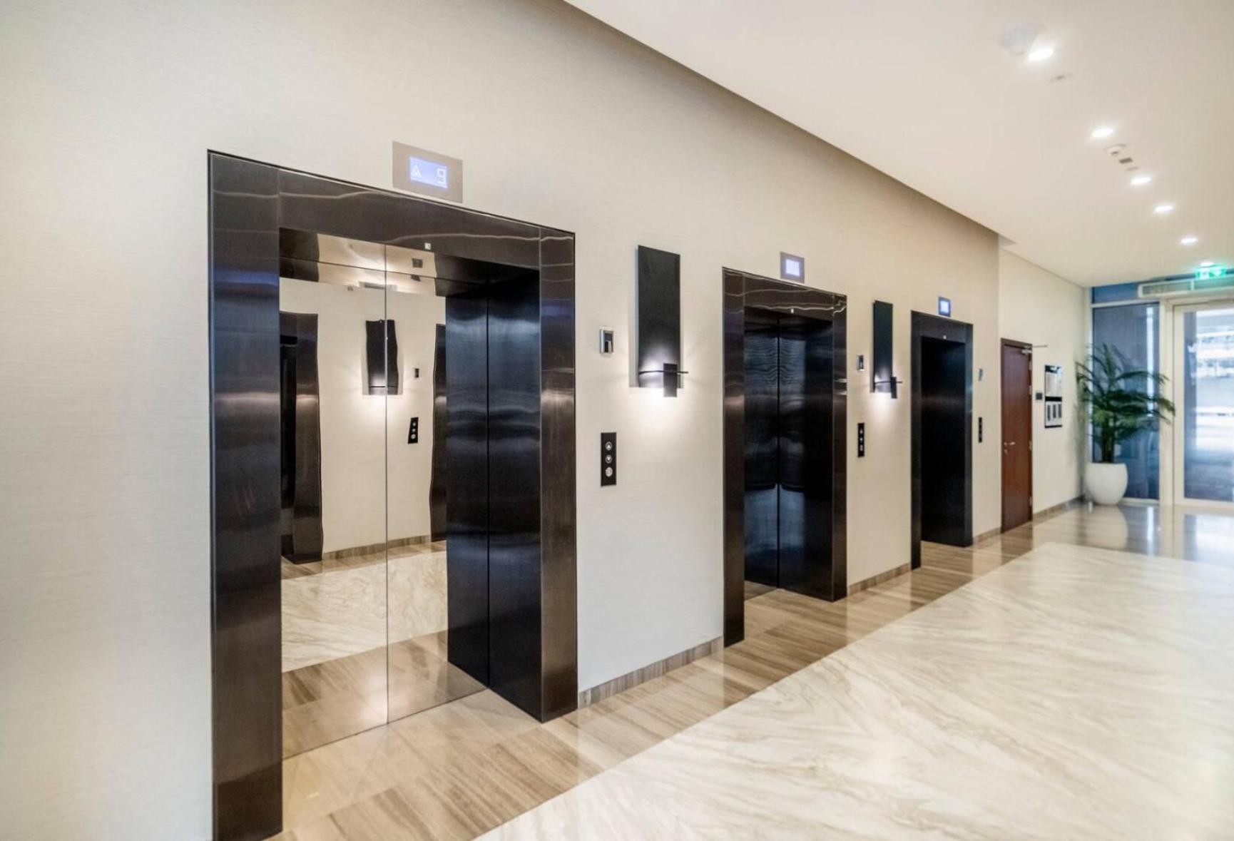 Luxury 2 Bedroom With Burj Khalifa View Dubaj Kültér fotó