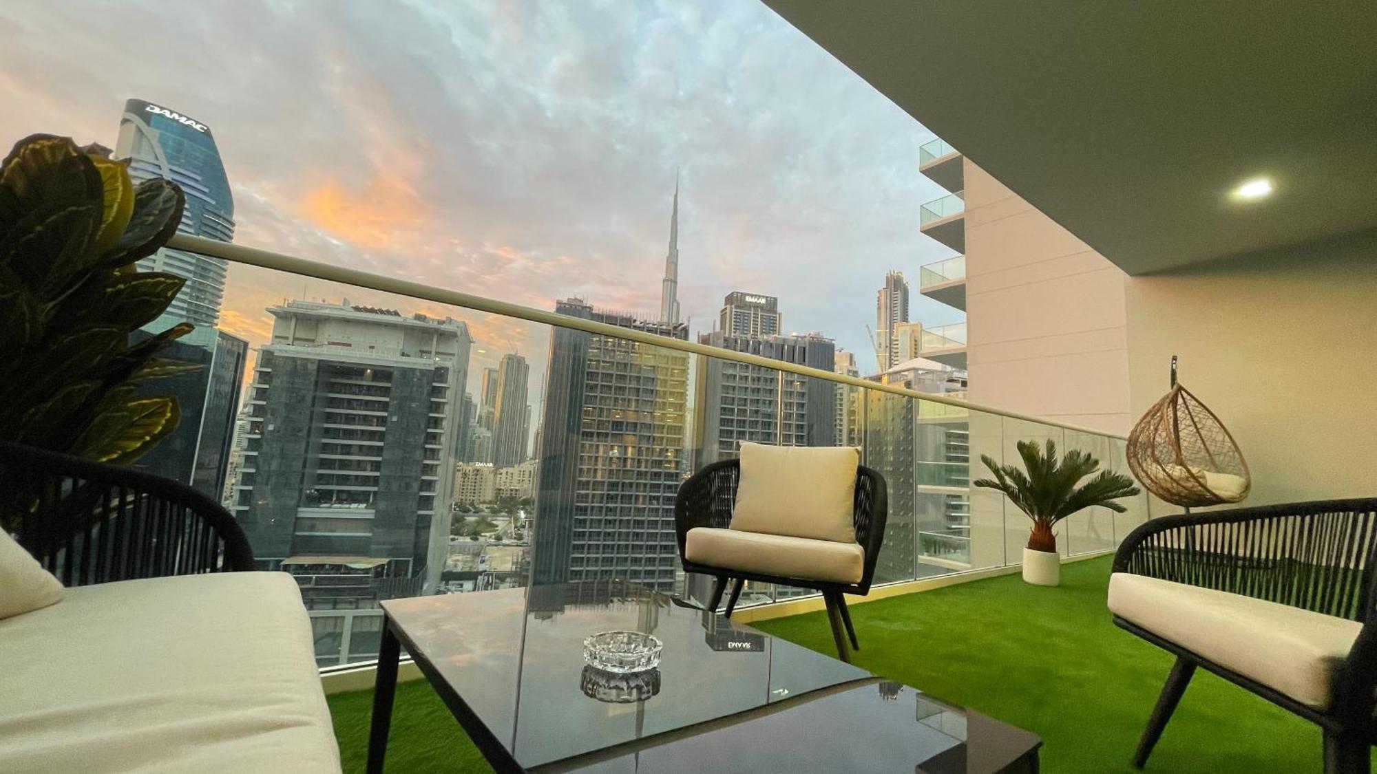 Luxury 2 Bedroom With Burj Khalifa View Dubaj Kültér fotó